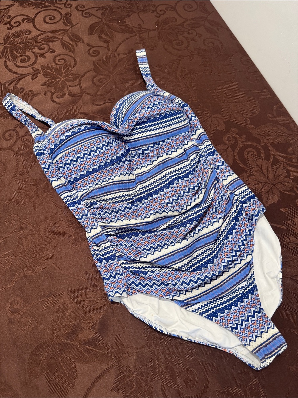 🌟3/$15🌟 Nip tuck One Piece Swim Suit. Ladies 12